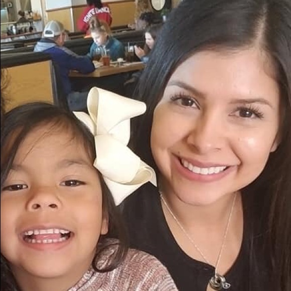 Meet your Posher, Crystal - Picture 1 of 1